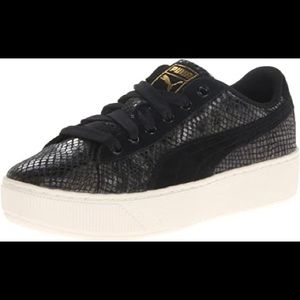 PUMA Women’s Classic Extreme Animal Sneaker 8.5